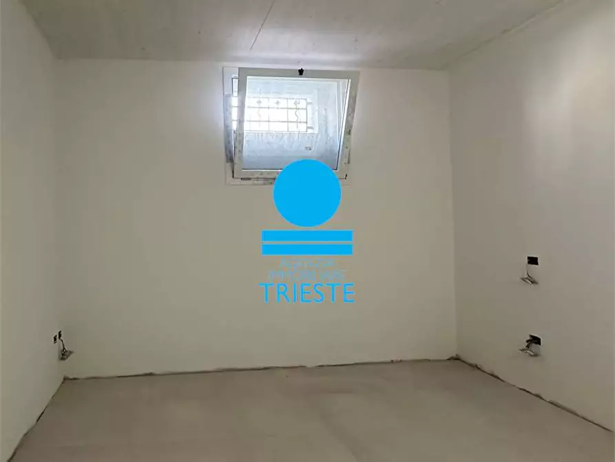 Immagine 10 di Quadrilocale in vendita  a Pesaro