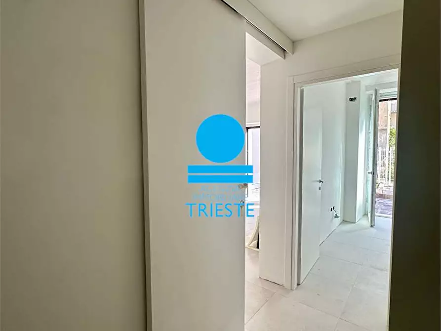 Immagine 11 di Quadrilocale in vendita  a Pesaro