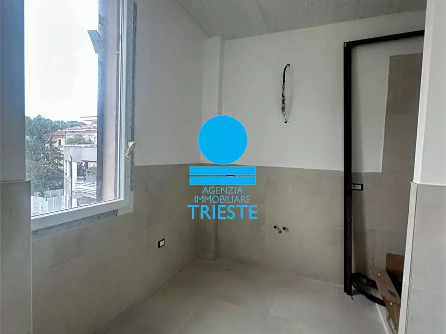 Immagine 11 di Quadrilocale in vendita  a Pesaro