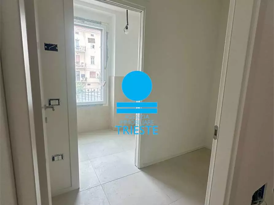 Immagine 7 di Quadrilocale in vendita  a Pesaro