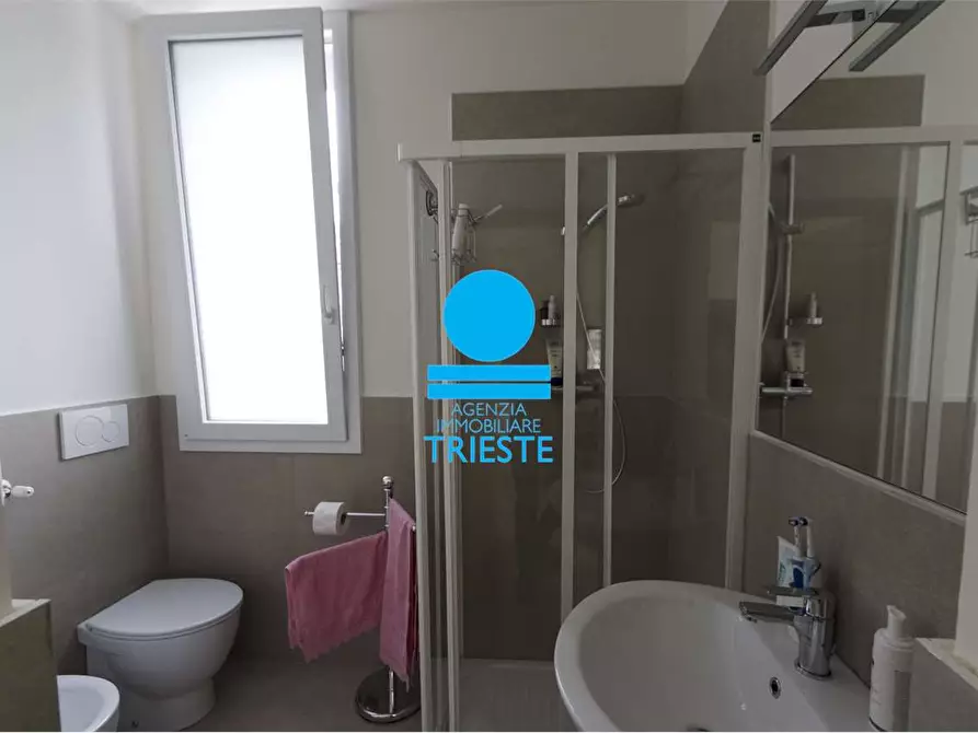 Immagine 7 di Appartamento in vendita  a Pesaro