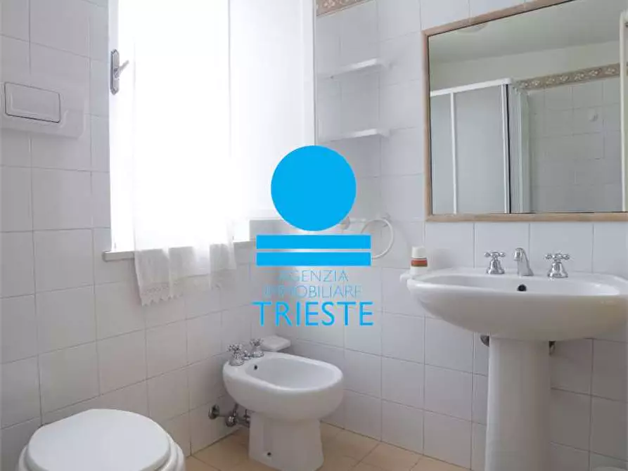 Immagine 14 di Appartamento in vendita  a Pesaro