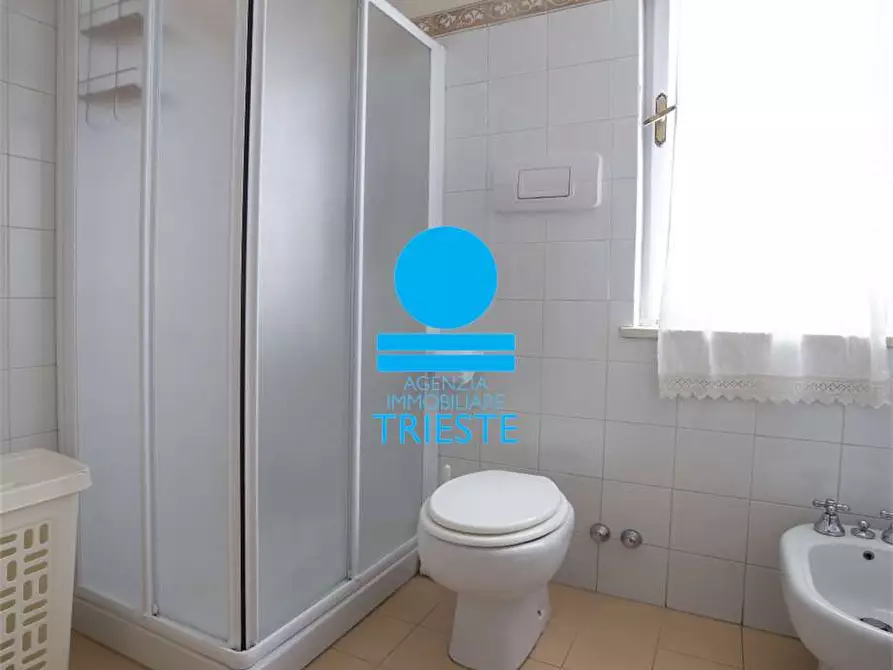 Immagine 21 di Appartamento in vendita  a Pesaro