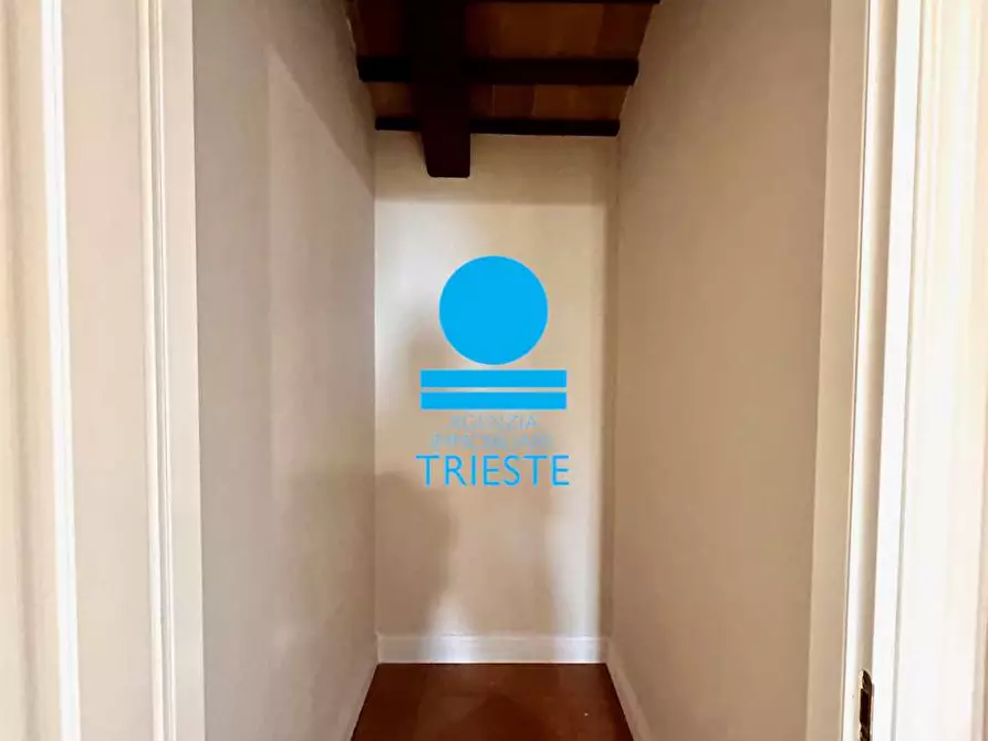 Immagine 10 di Quadrilocale in vendita  a Pesaro