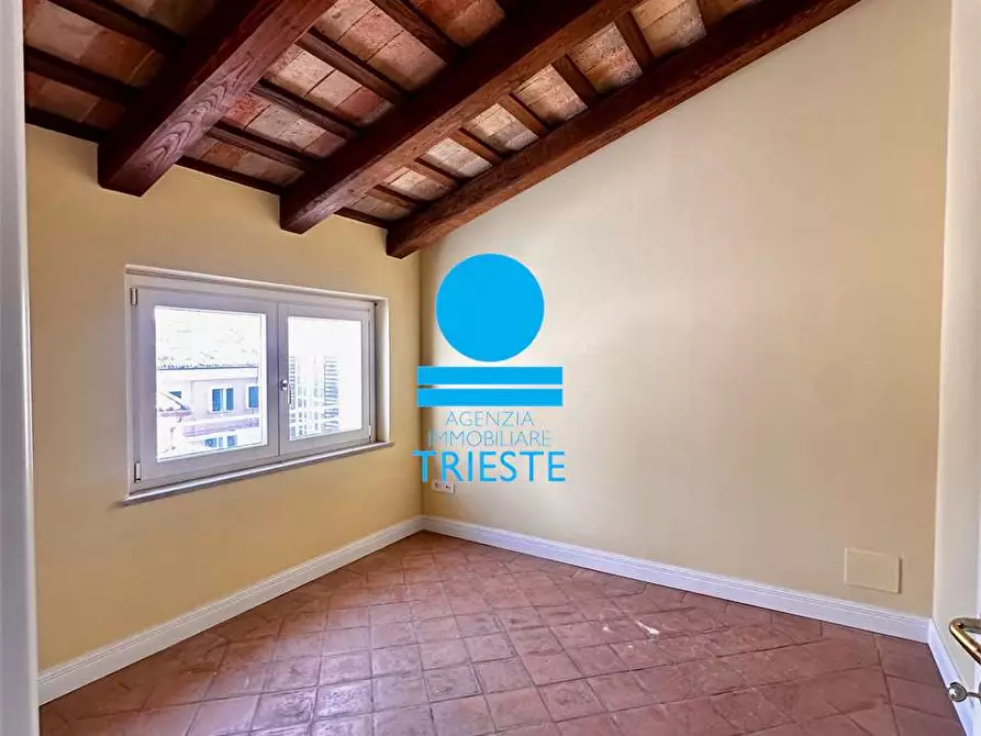 Immagine 9 di Quadrilocale in vendita  a Pesaro