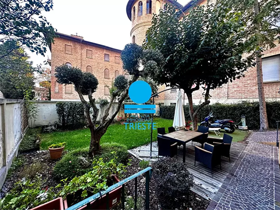 Immagine 7 di Casa indipendente in vendita  in Bramante 25 a Pesaro