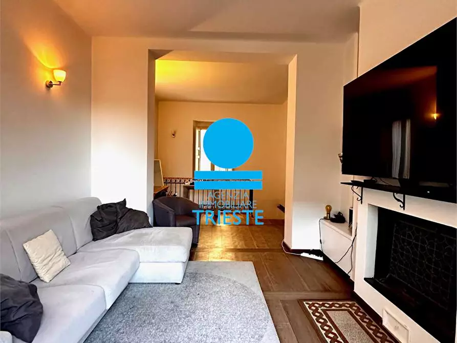 Immagine 2 di Casa indipendente in vendita  in Bramante 25 a Pesaro