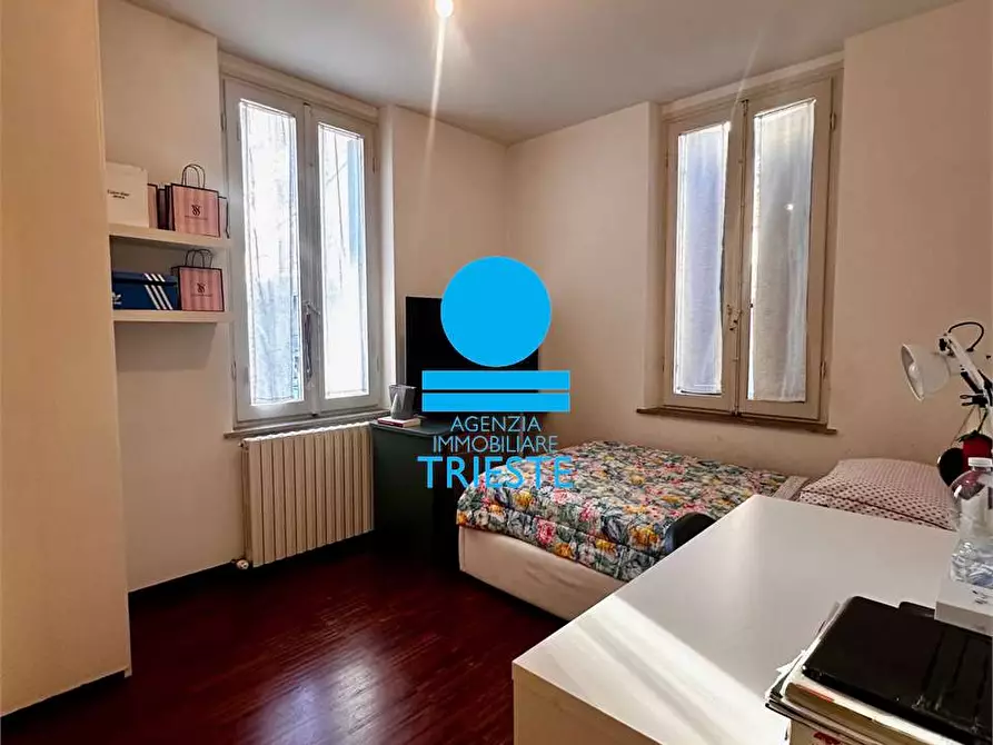 Immagine 25 di Casa indipendente in vendita  in Bramante 25 a Pesaro