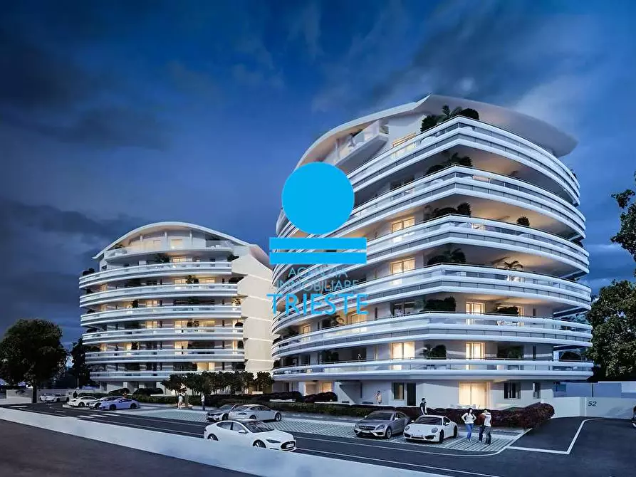 Immagine 2 di Trilocale in vendita  a Pesaro