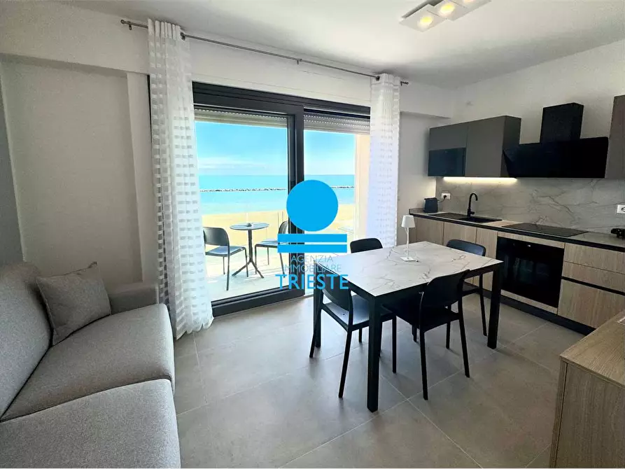 Immagine 9 di Appartamento in affitto  a Pesaro