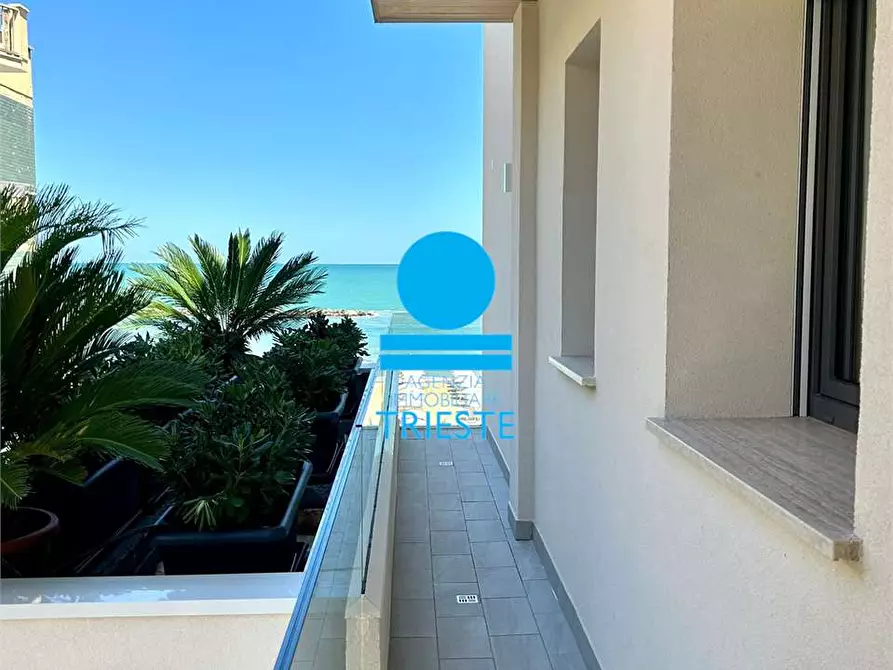 Immagine 8 di Appartamento in affitto  a Pesaro