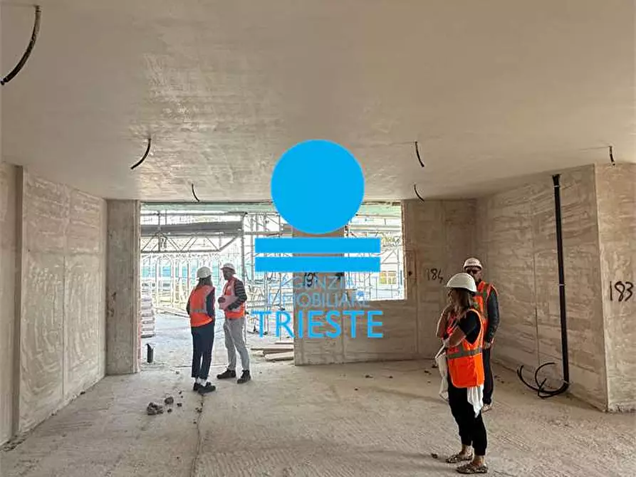 Immagine 11 di Trilocale in vendita  a Pesaro