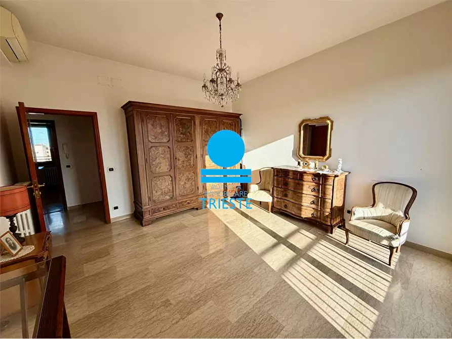 Immagine 12 di Quadrilocale in vendita  a Pesaro