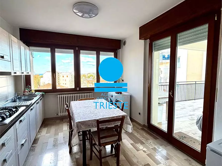 Immagine 6 di Quadrilocale in vendita  a Pesaro