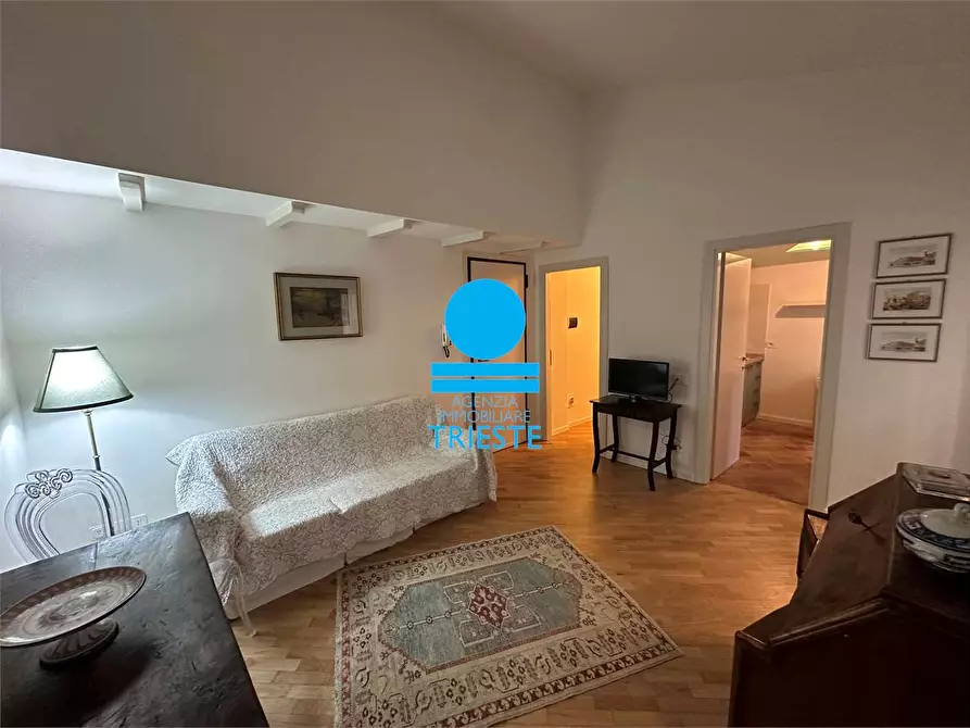 Immagine 1 di Trilocale in affitto  a Pesaro