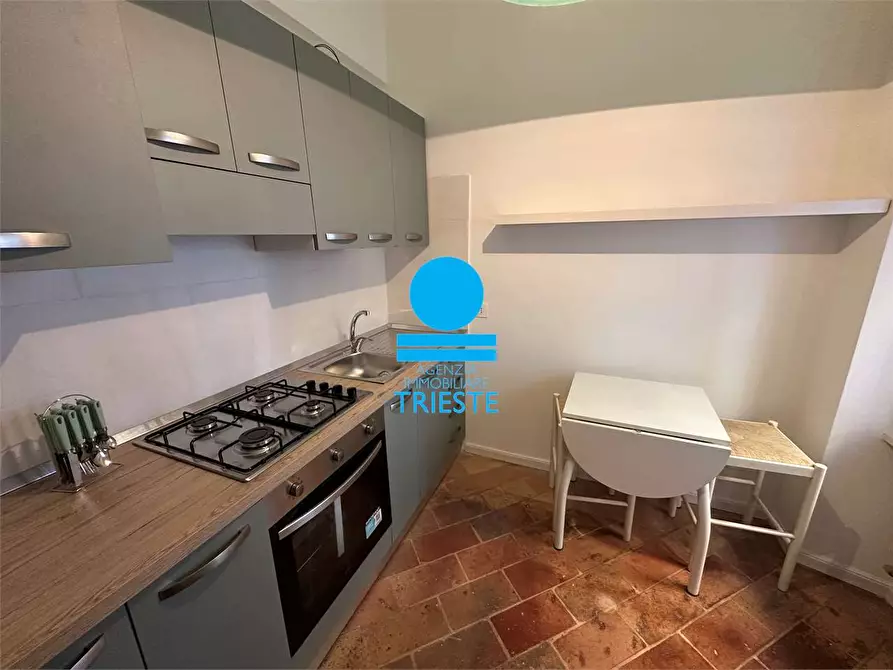 Immagine 4 di Trilocale in affitto  a Pesaro