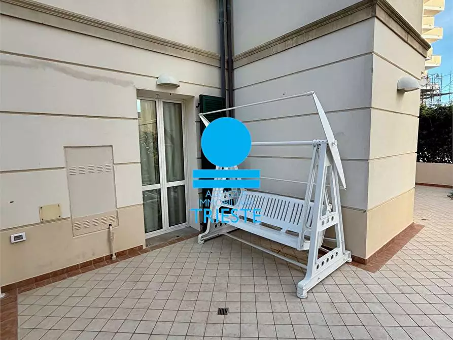 Immagine 15 di Bilocale in vendita  a Pesaro