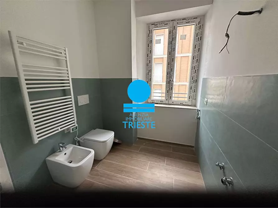 Immagine 8 di Trilocale in affitto  a Pesaro