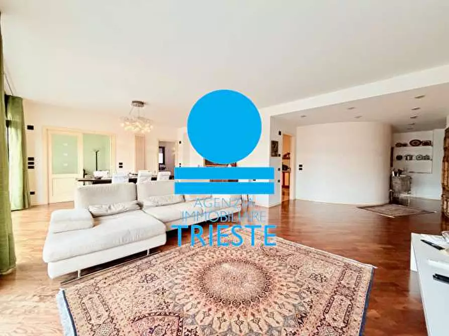 Immagine 1 di Quadrilocale in vendita  a Pesaro