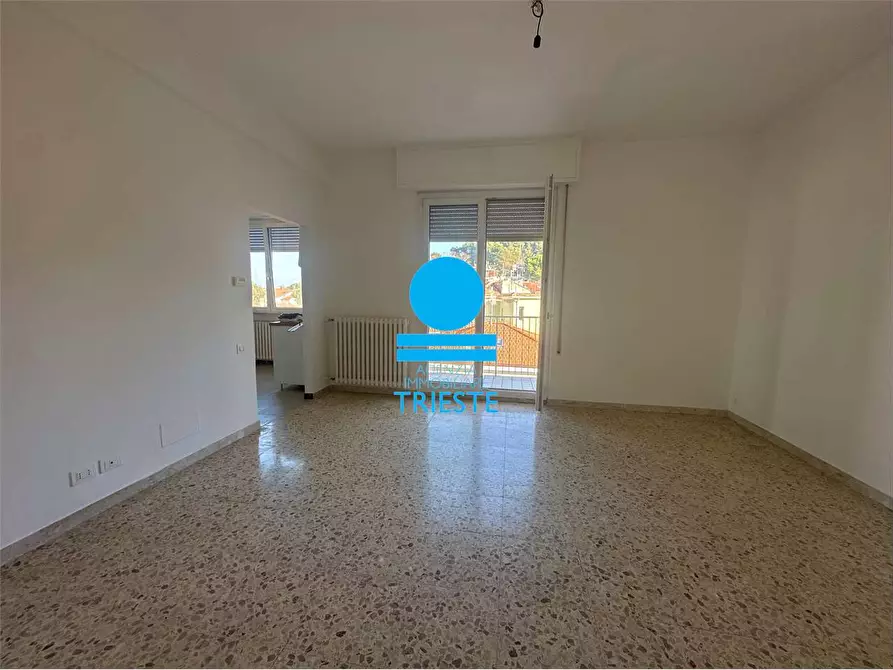 Immagine 1 di Trilocale in affitto  a Pesaro