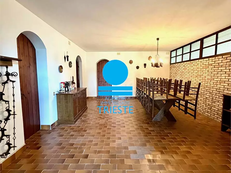 Immagine 21 di Villa in vendita  a Mombaroccio