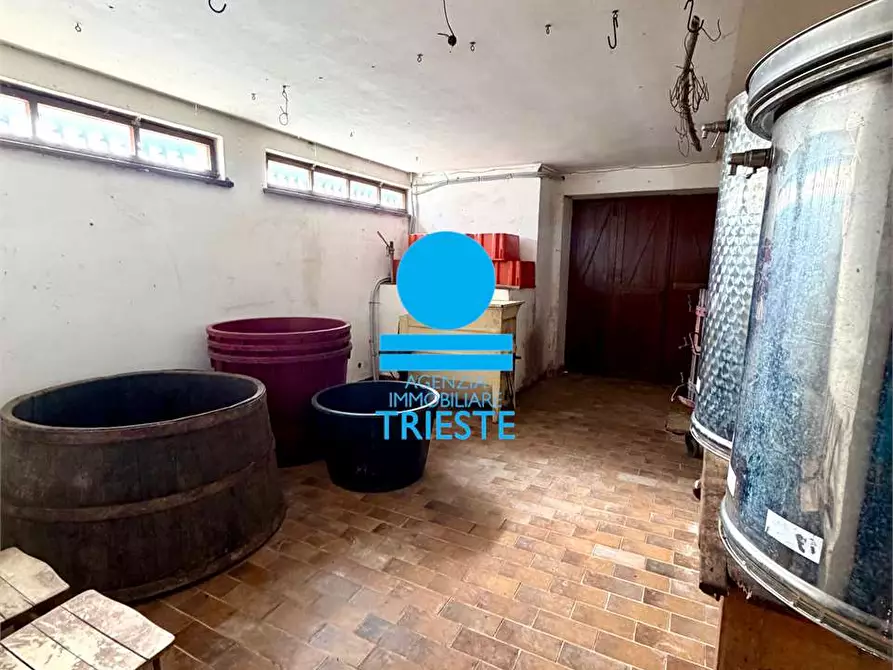 Immagine 26 di Villa in vendita  a Mombaroccio