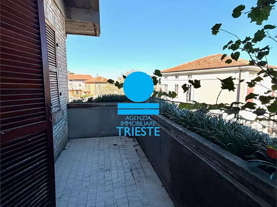 Immagine 32 di Villa in vendita  a Mombaroccio