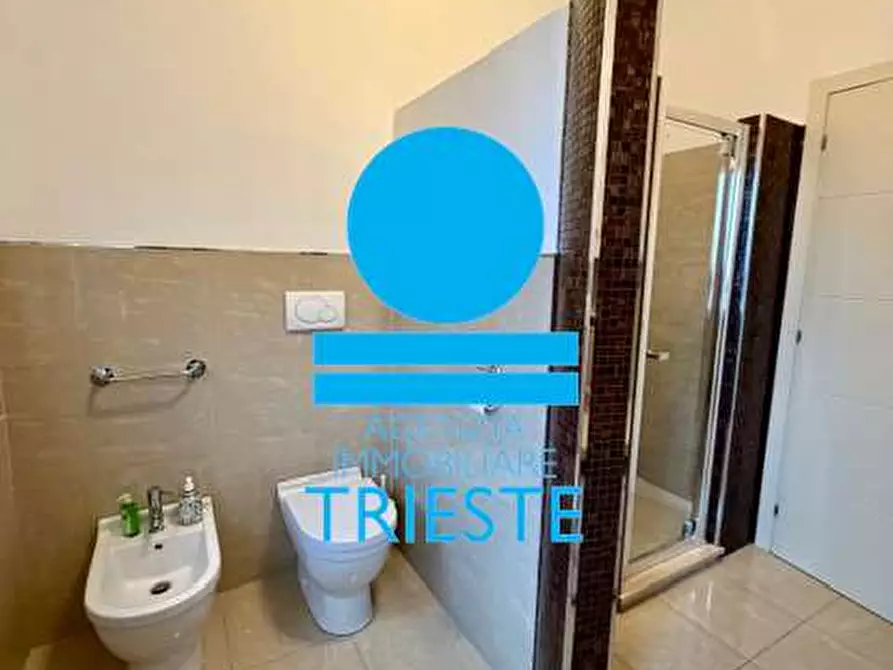 Immagine 16 di Quadrilocale in vendita  in Via Panoramica Adriatica  104 a Pesaro