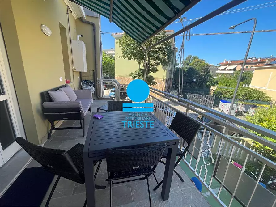 Immagine 1 di Trilocale in affitto  a Pesaro
