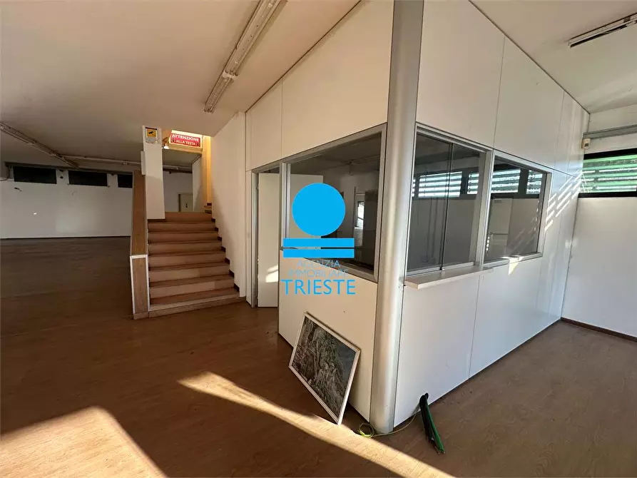 Immagine 4 di Capannone industriale in affitto  a Pesaro