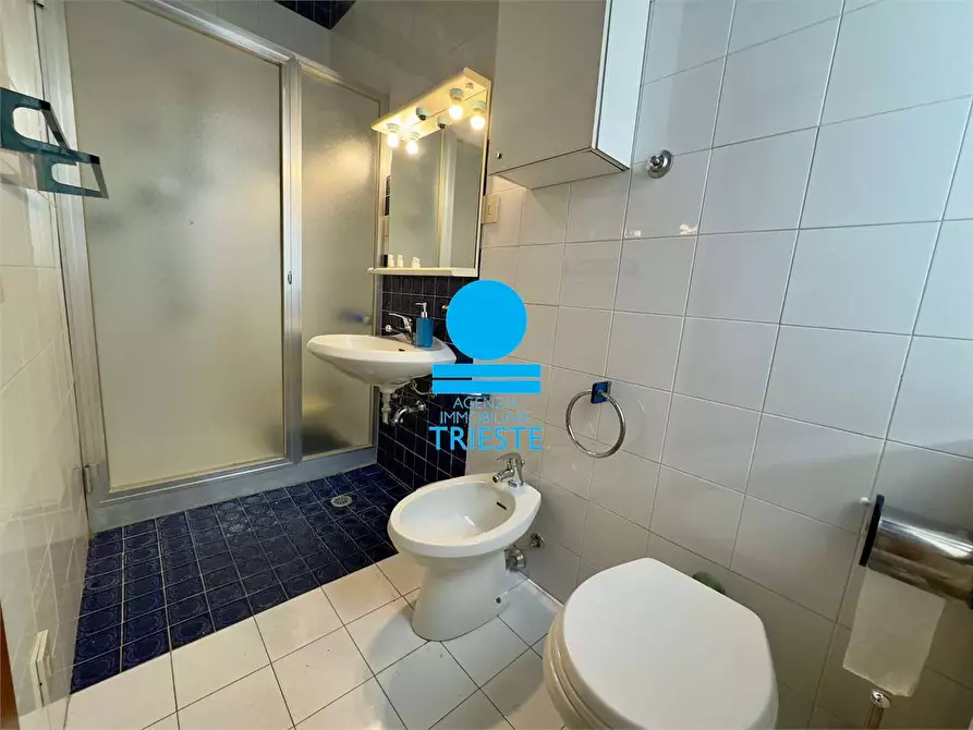 Immagine 12 di Porzione di casa in affitto  a Pesaro