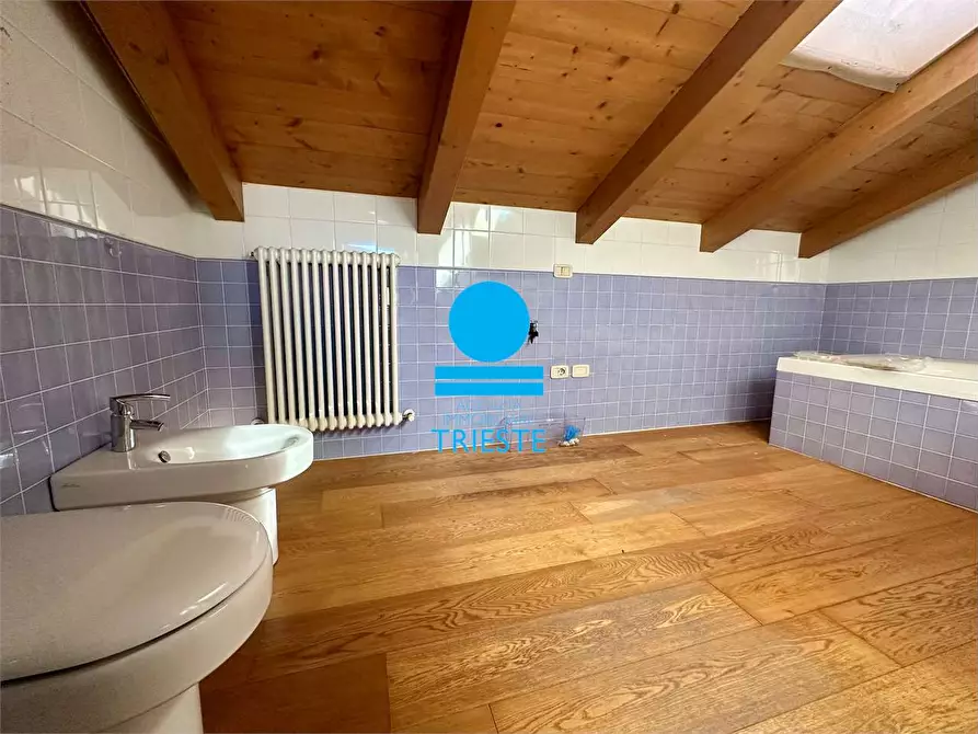 Immagine 13 di Quadrilocale in affitto  a Pesaro