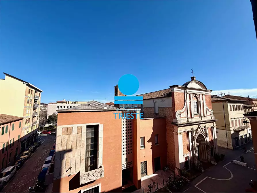 Immagine 17 di Quadrilocale in vendita  a Pesaro