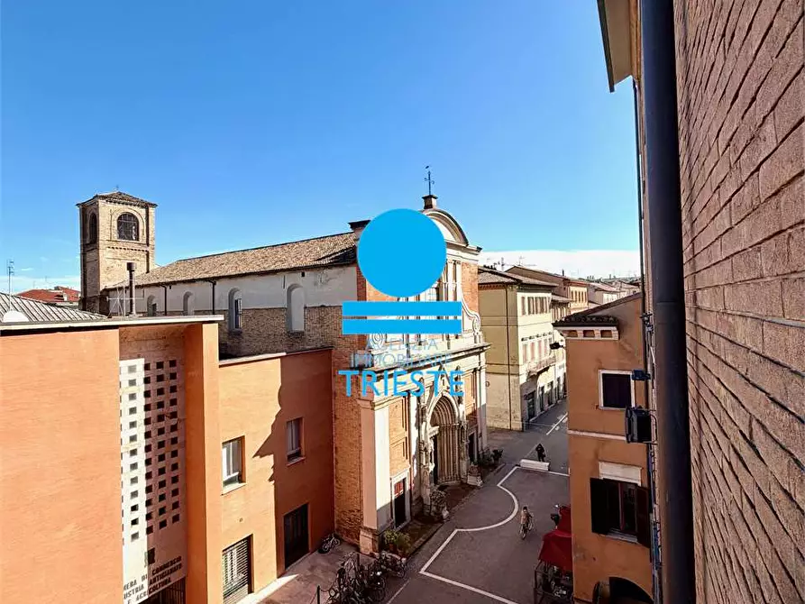 Immagine 18 di Quadrilocale in vendita  a Pesaro