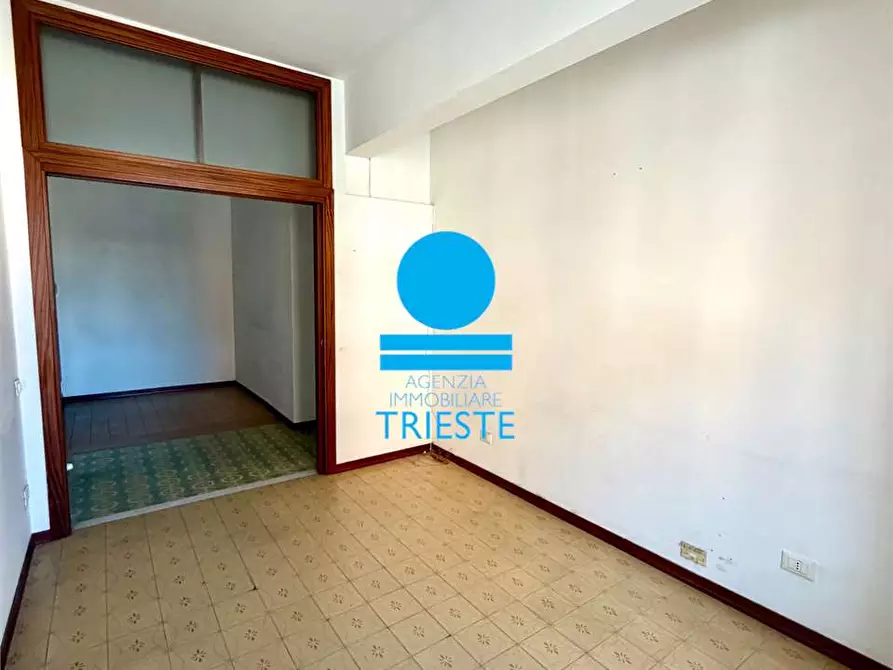 Immagine 3 di Trilocale in vendita  a Pesaro