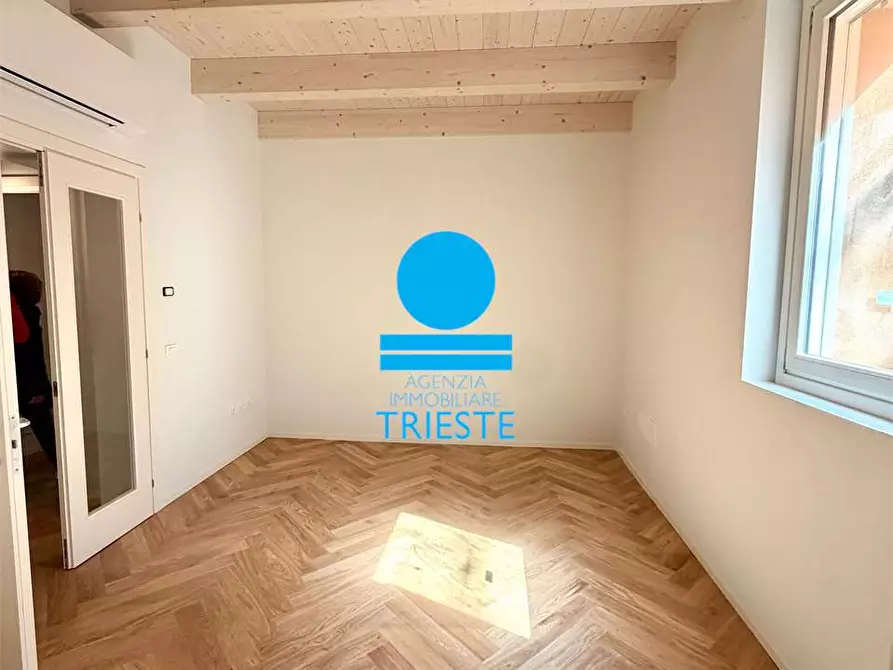 Immagine 9 di Quadrilocale in vendita  a Pesaro