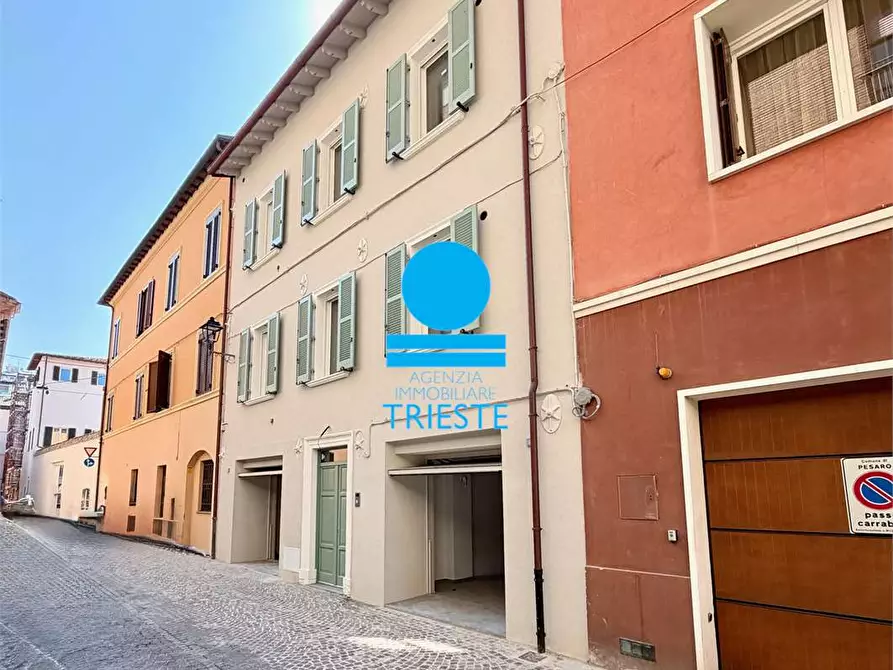 Immagine 30 di Quadrilocale in vendita  a Pesaro