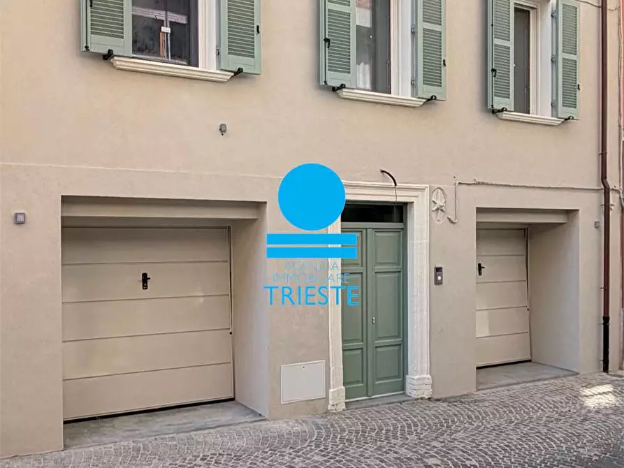 Immagine 32 di Quadrilocale in vendita  a Pesaro