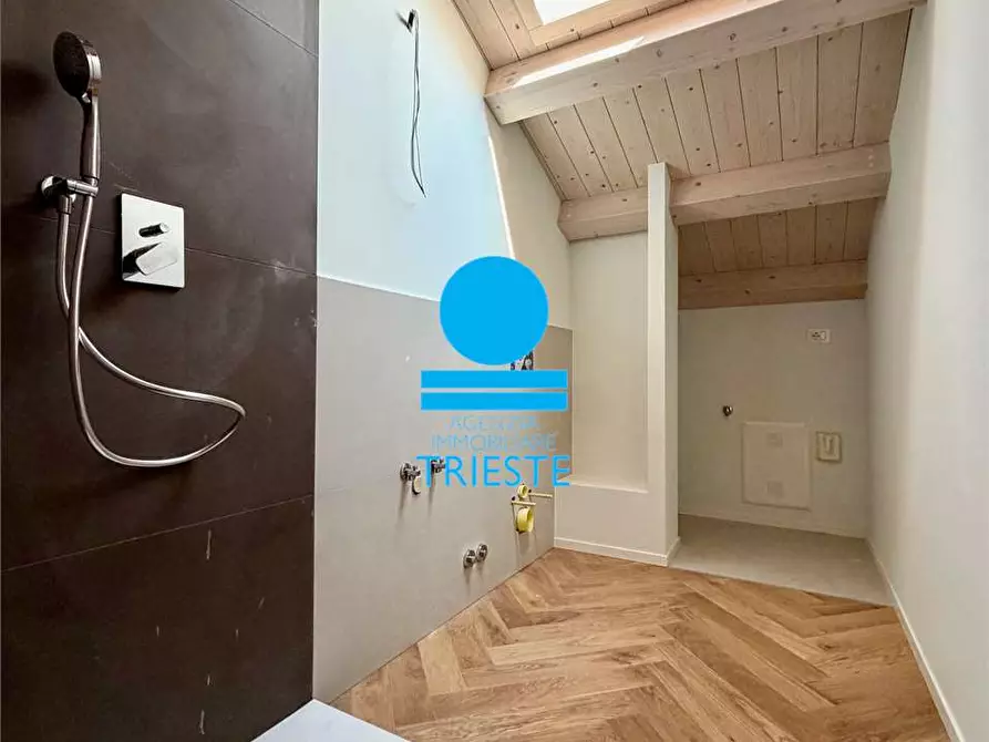 Immagine 17 di Quadrilocale in vendita  a Pesaro