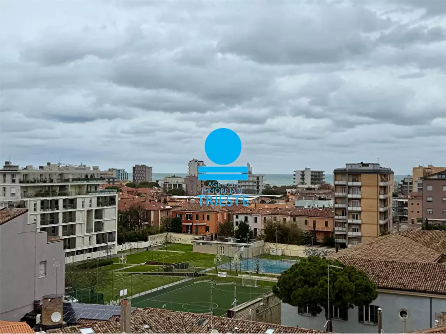 Immagine 6 di Quadrilocale in vendita  a Pesaro