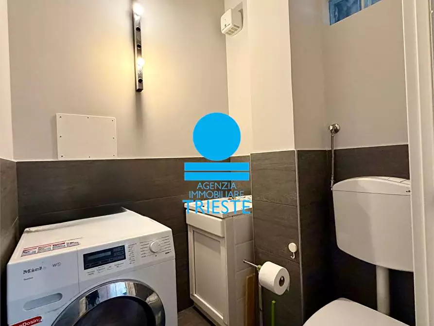 Immagine 13 di Quadrilocale in vendita  a Pesaro