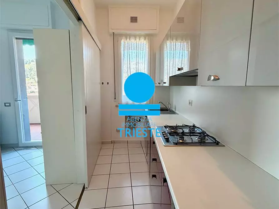 Immagine 6 di Bilocale in vendita  a Pesaro