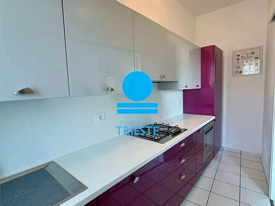 Immagine 10 di Bilocale in vendita  a Pesaro