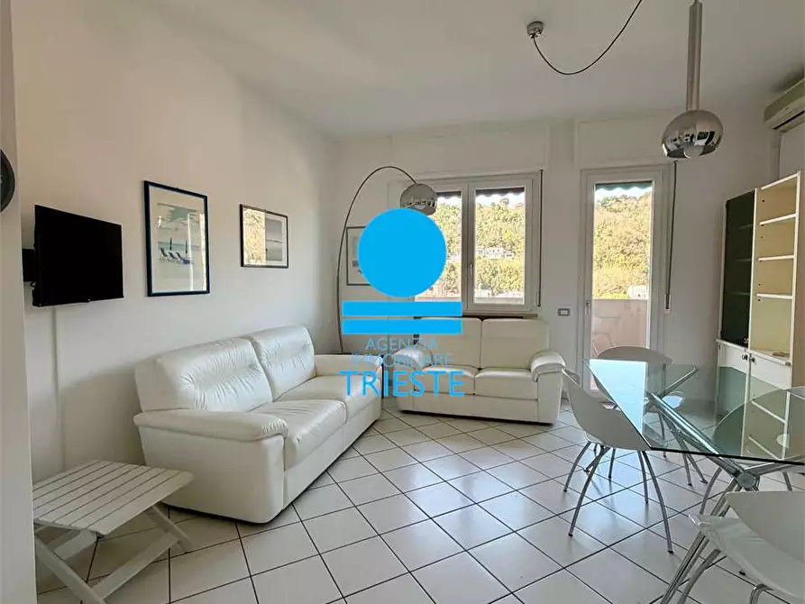 Immagine 11 di Bilocale in vendita  a Pesaro