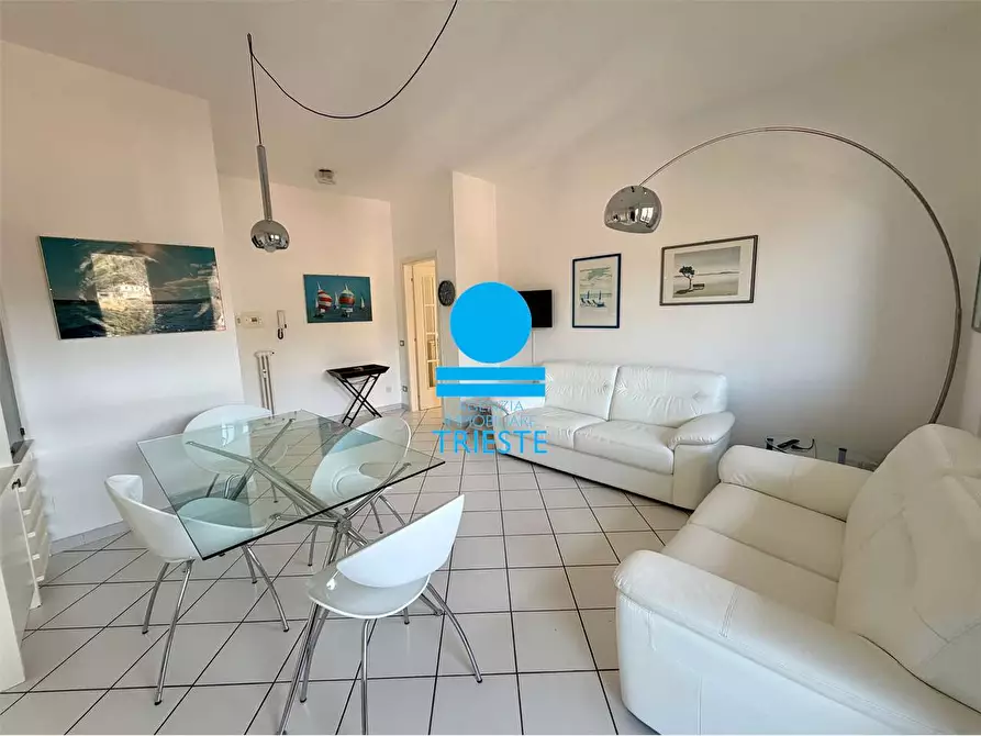 Immagine 8 di Bilocale in vendita  a Pesaro