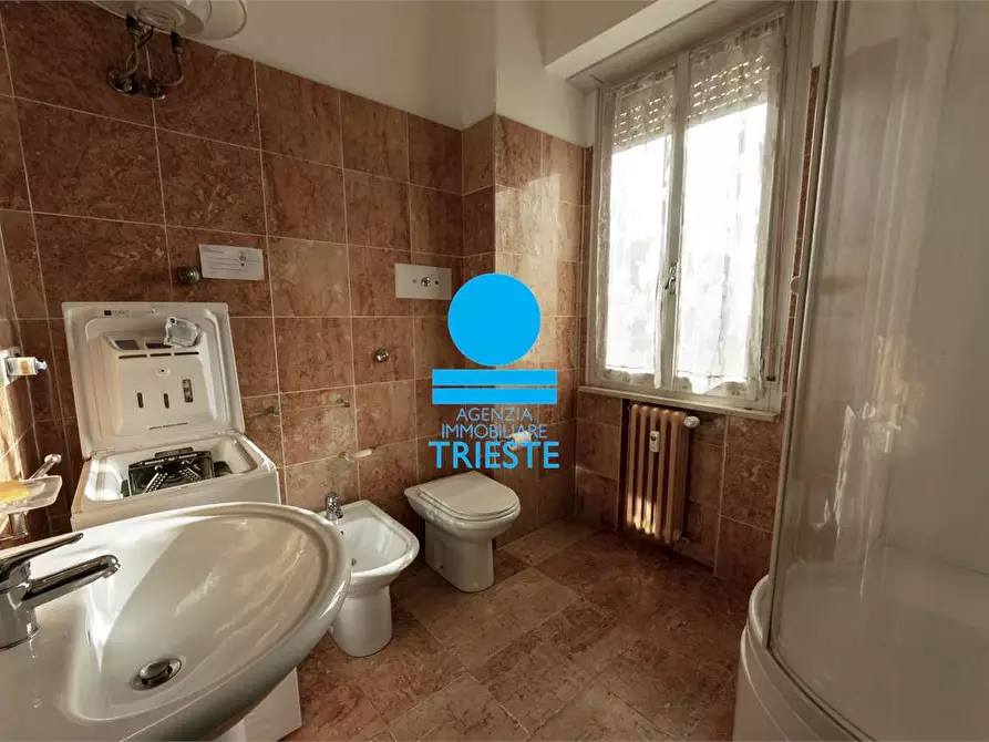 Immagine 8 di Trilocale in affitto  a Pesaro