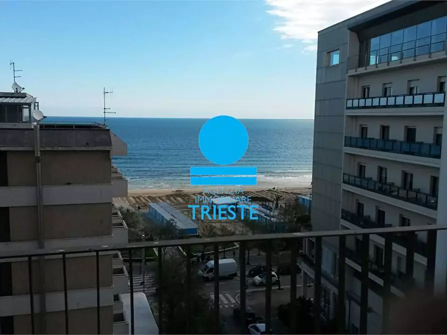 Immagine 14 di Trilocale in affitto  a Pesaro