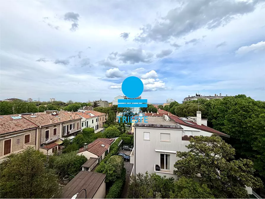 Immagine 7 di Quadrilocale in vendita  a Pesaro