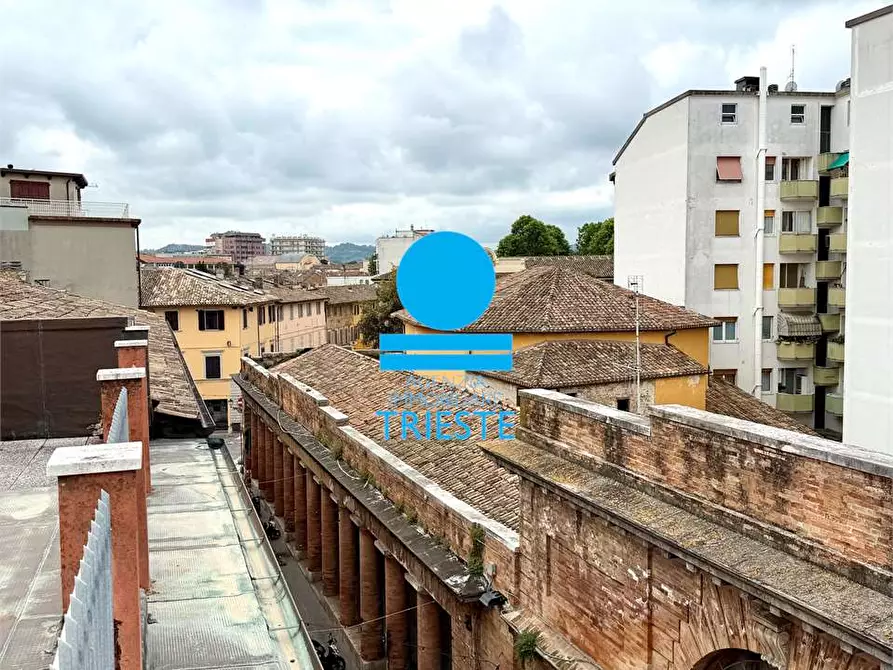 Immagine 14 di Quadrilocale in vendita  in via Cavour 34 a Pesaro