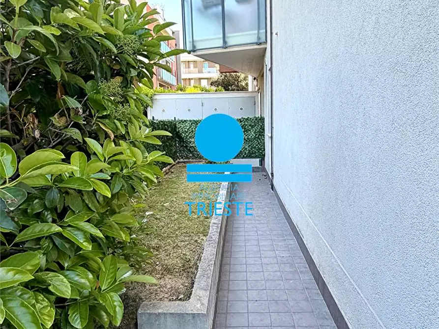 Immagine 16 di Bilocale in vendita  in via dei tigli a Pesaro